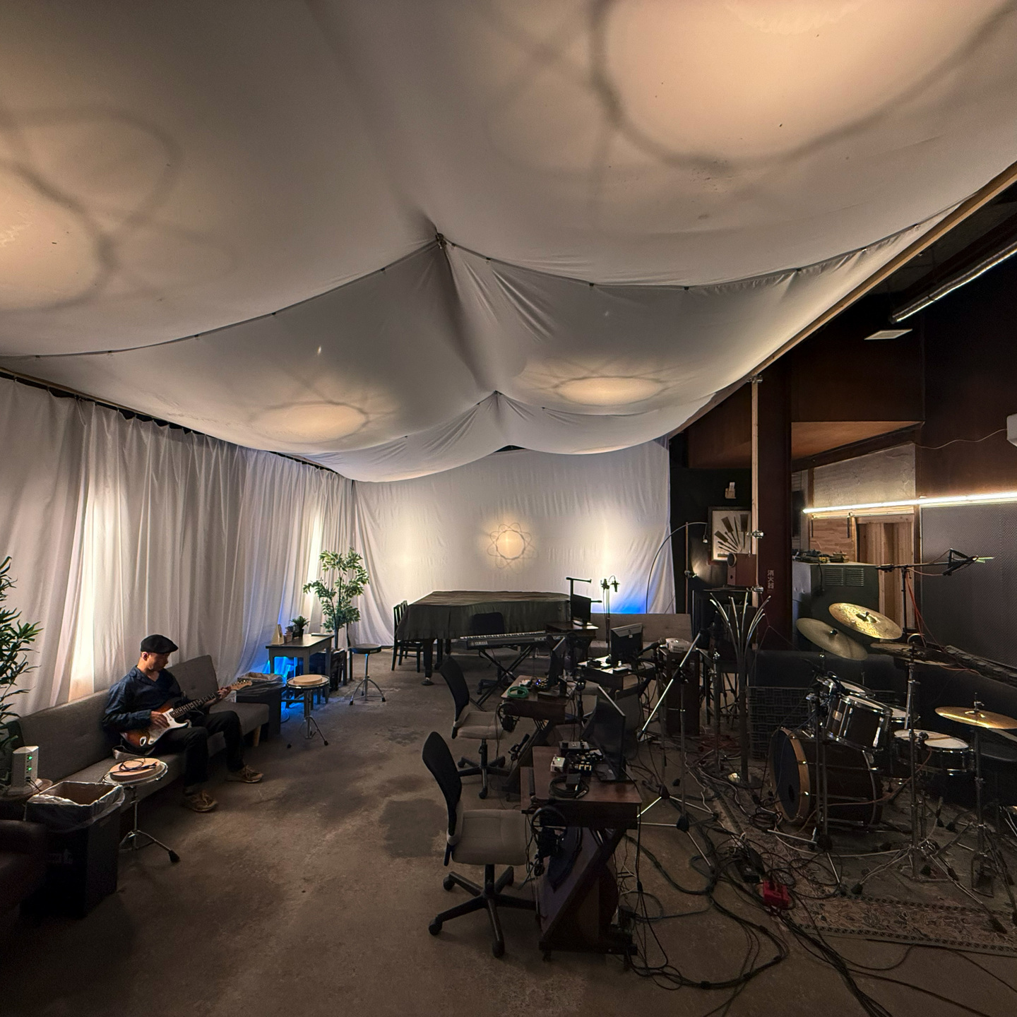 Instruments and recording equipment at AMATERAS Studio Nagaoka